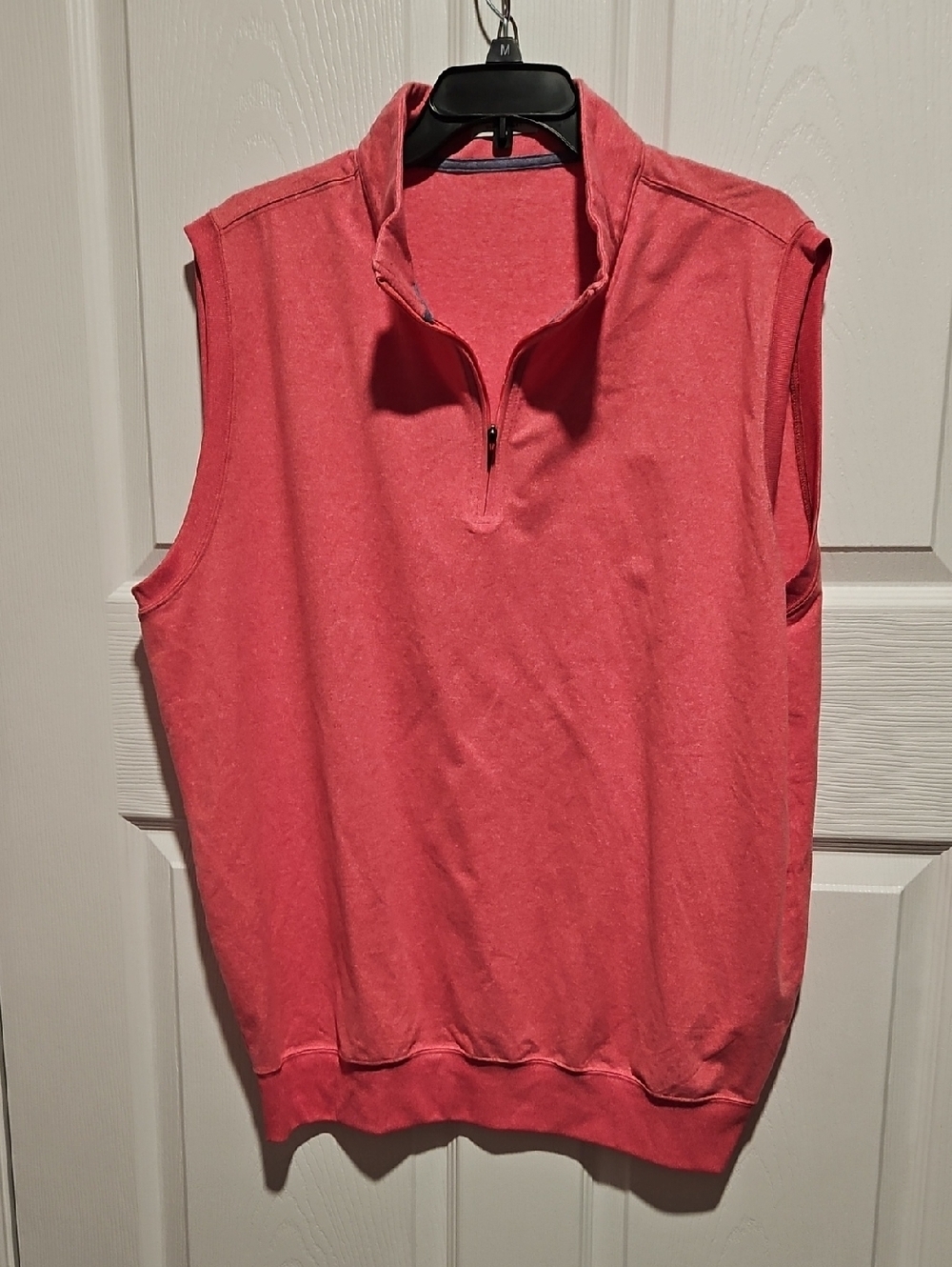 Oliver Ridley Coral Knit Sleeveless Vest